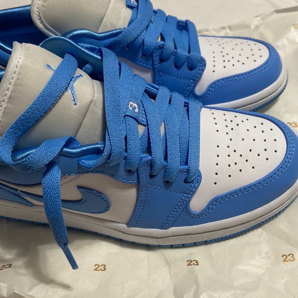 Womens Air Jordan 1 Low UNC